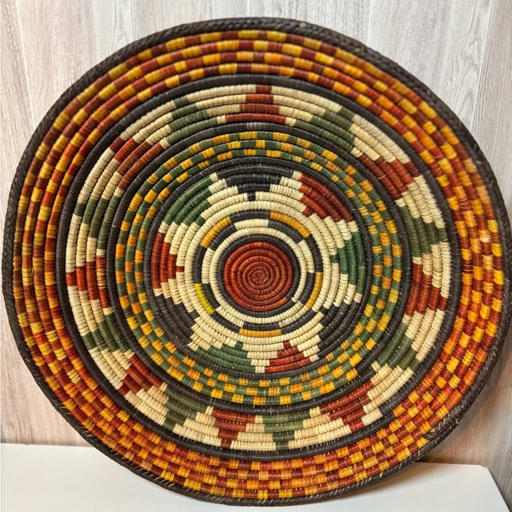 Quality Handwoven Batoro Raffia Basket